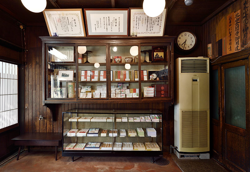 千本玉壽軒 店内の様子